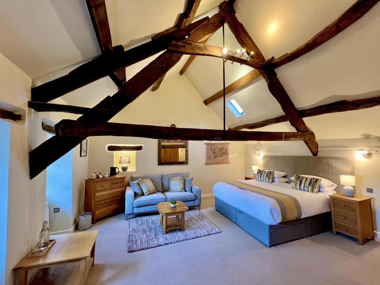 Castle Cottage Inn photo
