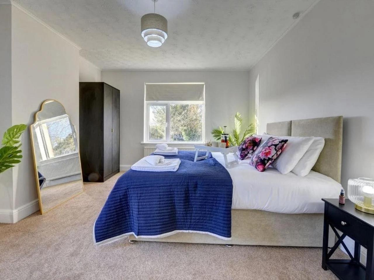 Forbes House photo