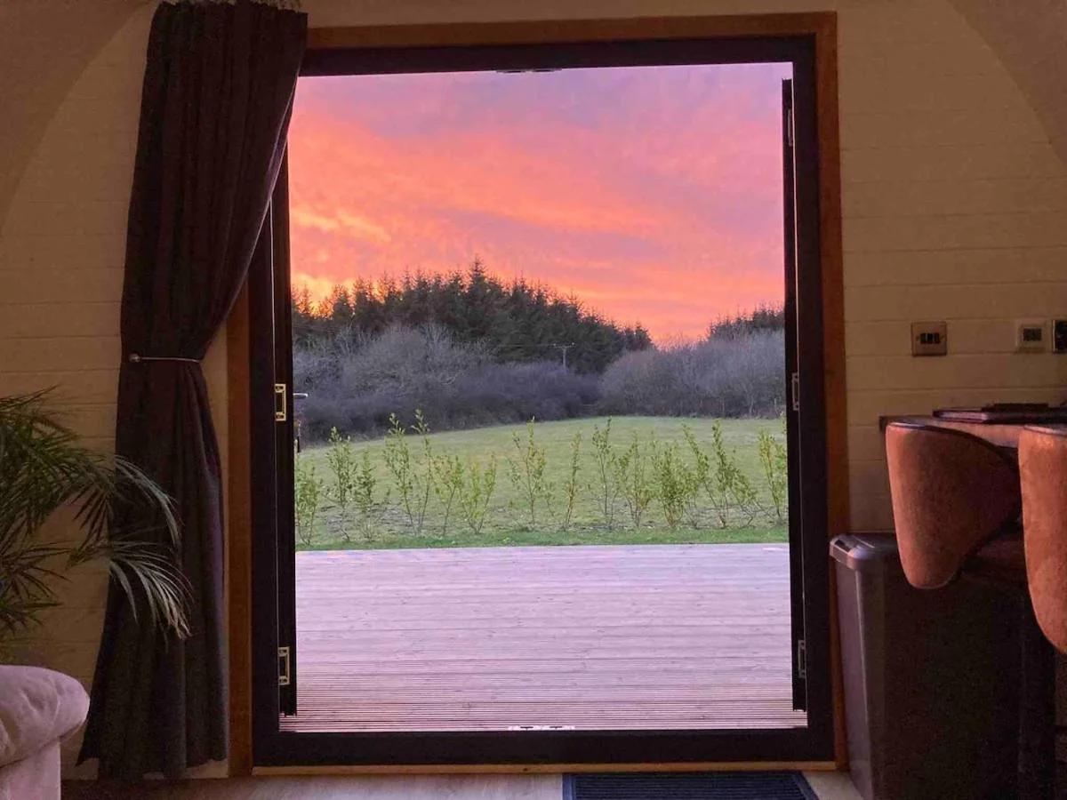 Glamping pod with en-suite & underfloor heating photo