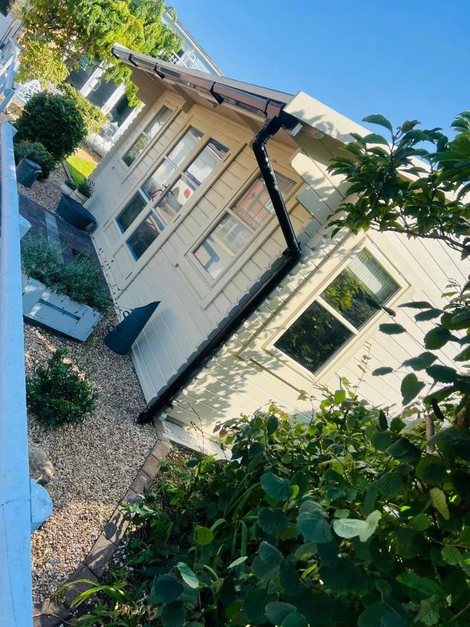 Lavender Lodge photo