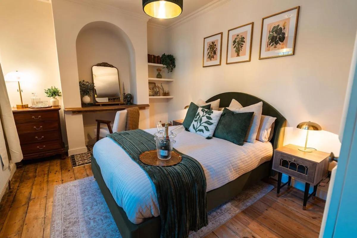Period apartment in the heart of Bournemouth photo