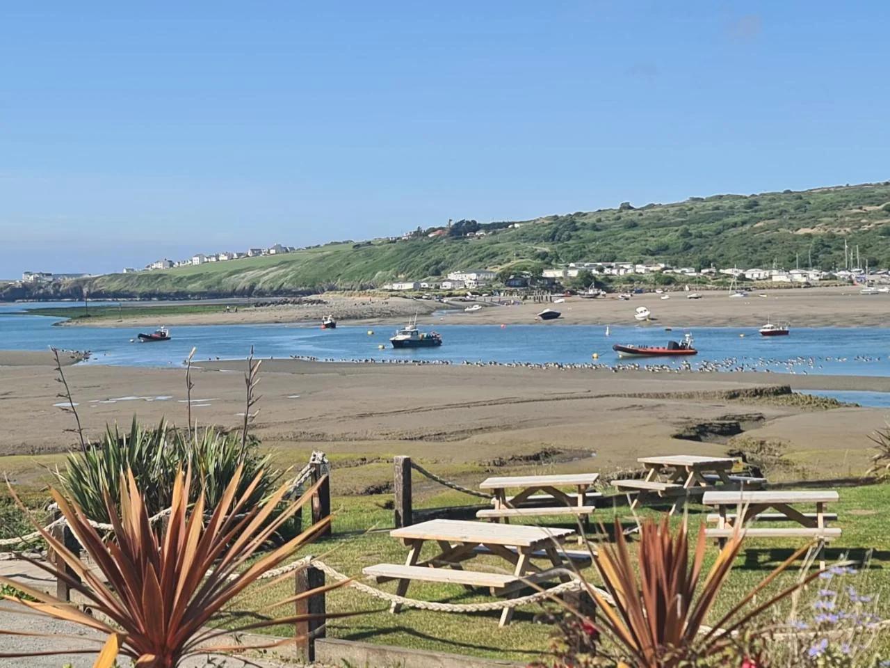 The Teifi Waterside Hotel foto