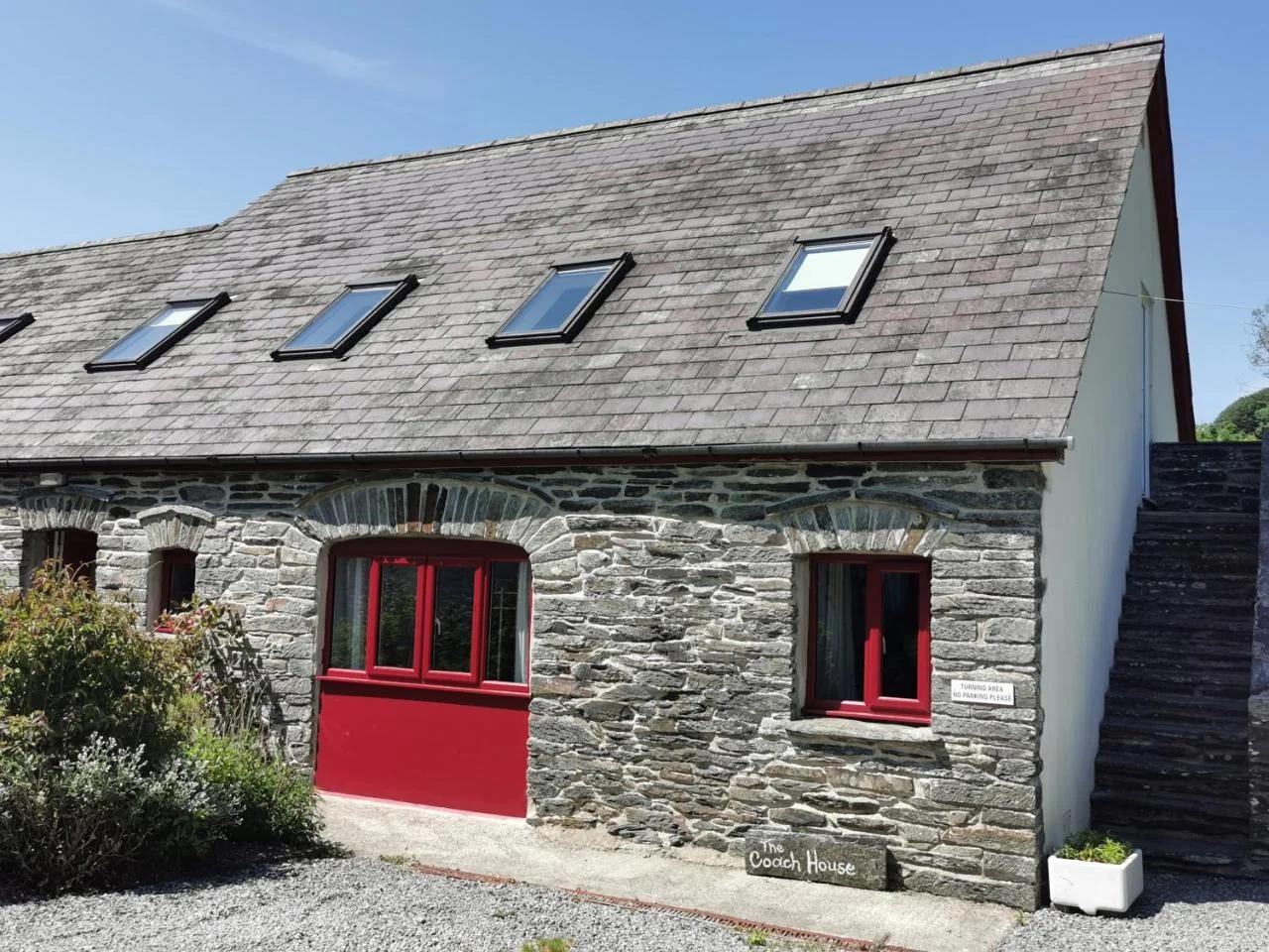 Wellstone Cottages - Coach House photo