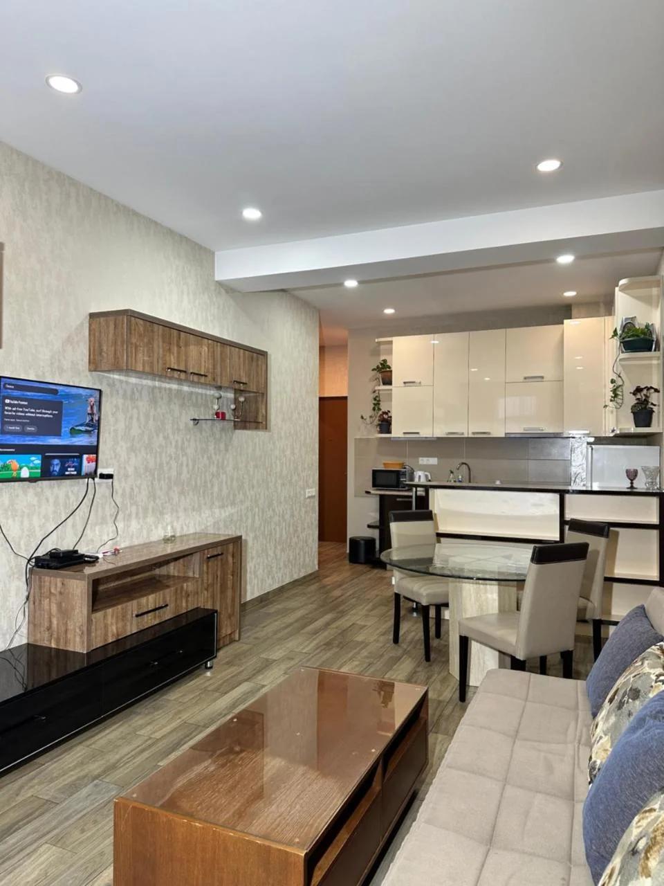 Apartment in Ortachala photo