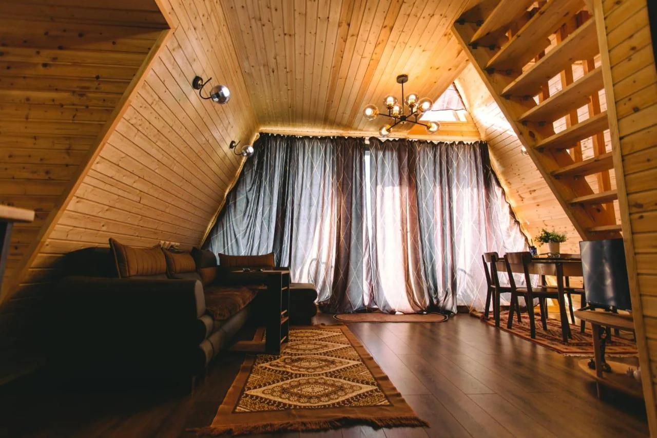 Cottage lima photo