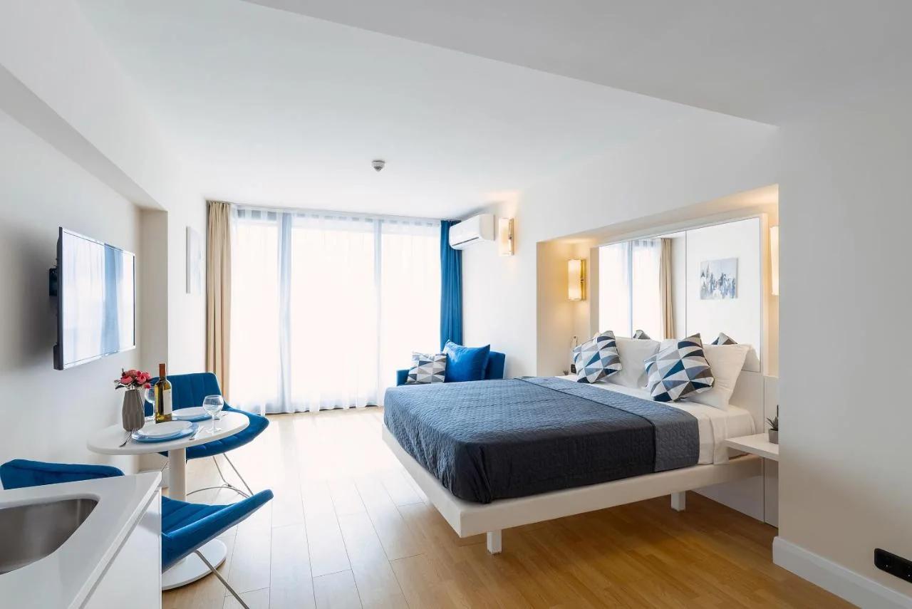 Guest Favorite Sea View Apartments photo