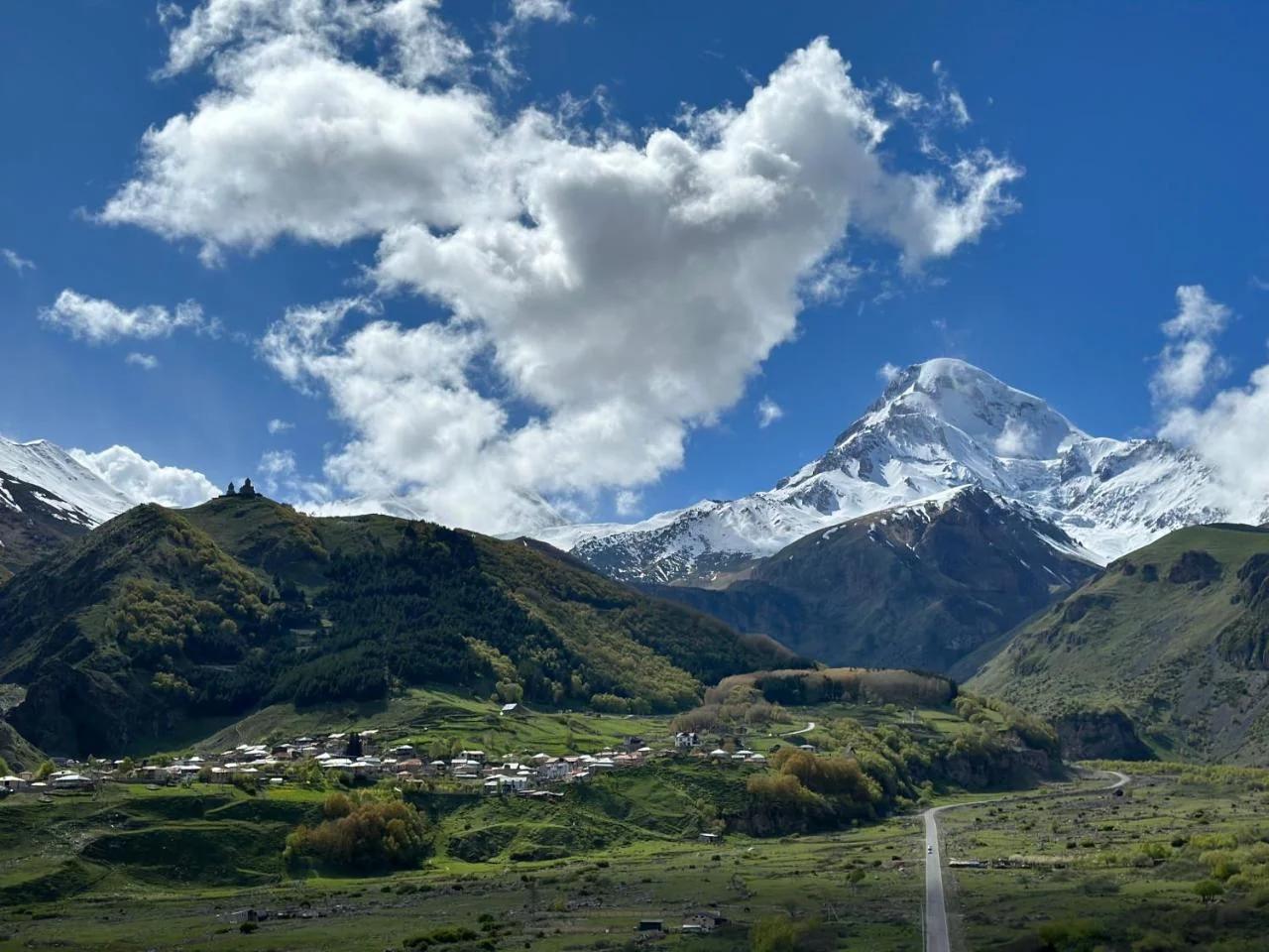 Hotel Axien Kazbegi foto