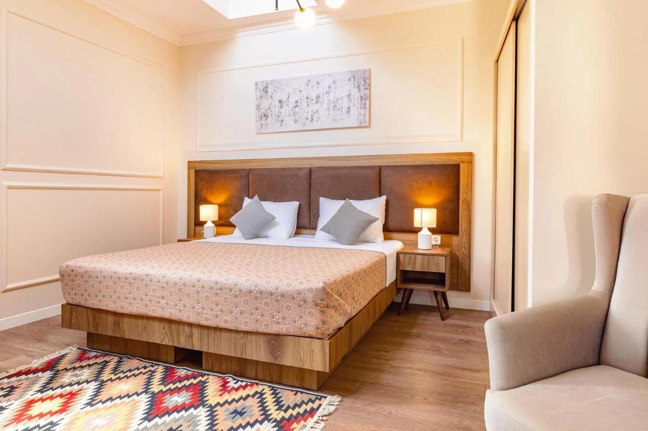 Hotel Manufacturer In Old Tbilisi