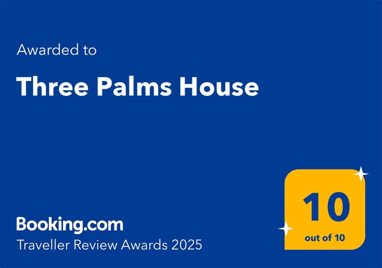 Three Palms House foto