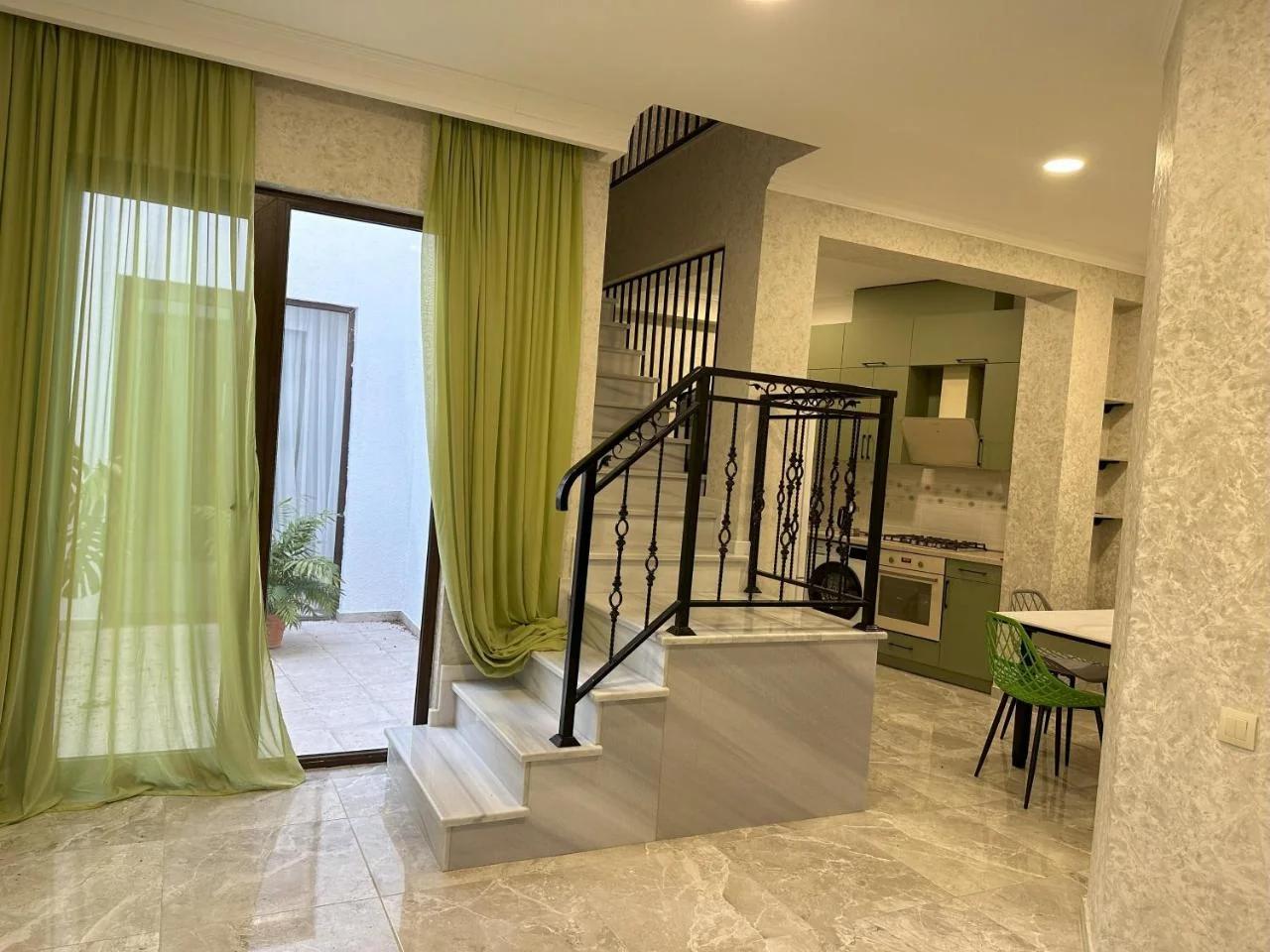 Three Palms House foto