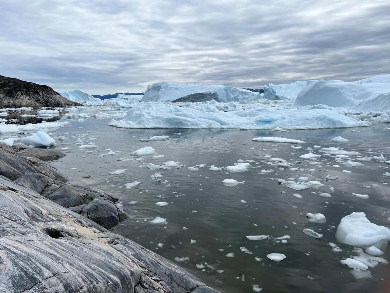 Illu Rental - Green House with Iceberg view photo