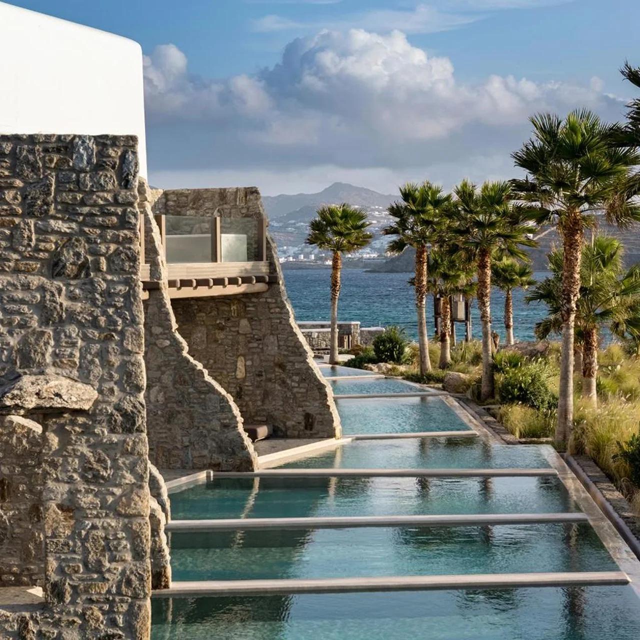 Aeonic Suites and Spa photo