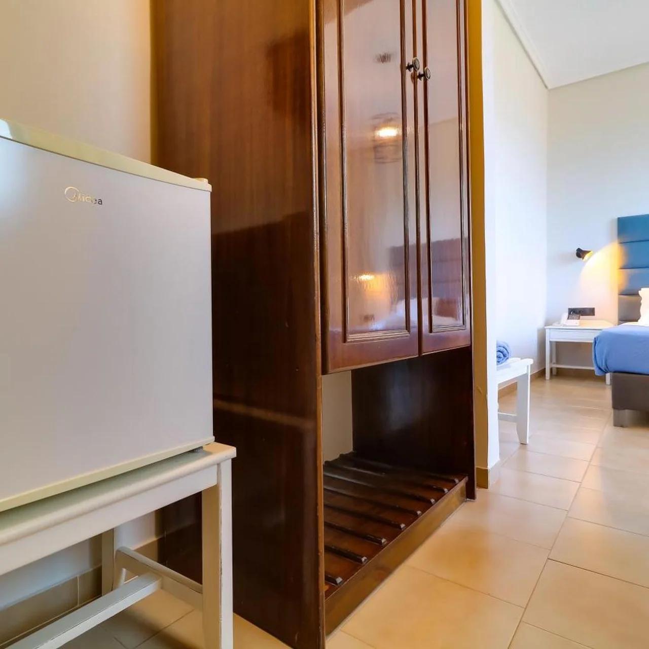 Alexis Hotel photo