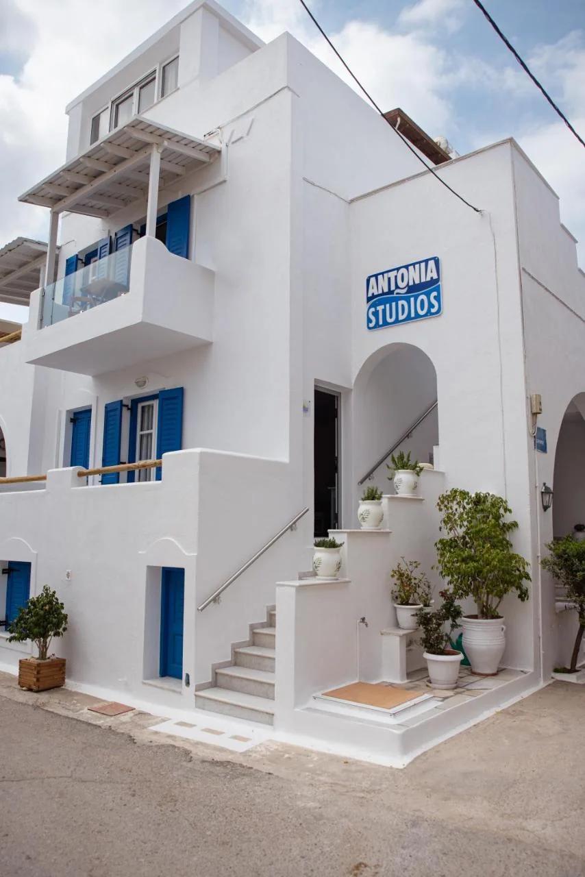 Antonia Studios