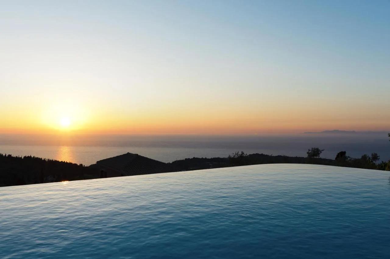 Artblue Villas photo
