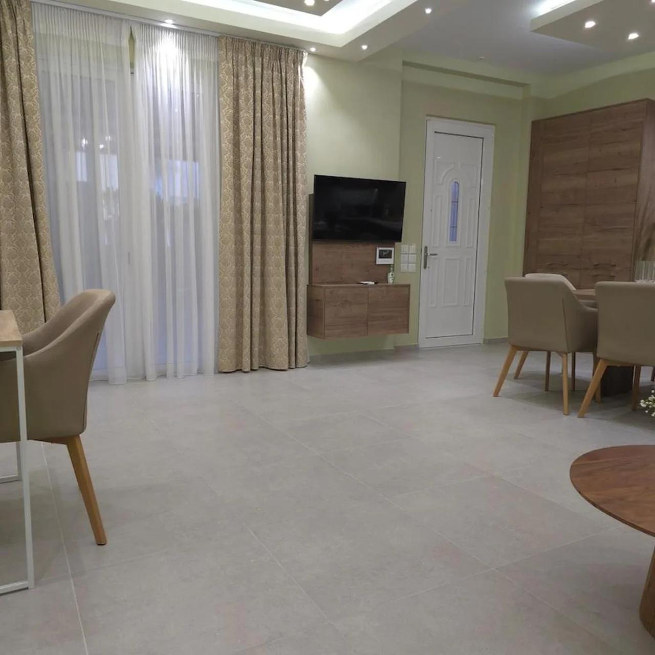 Breeze Apartment photo