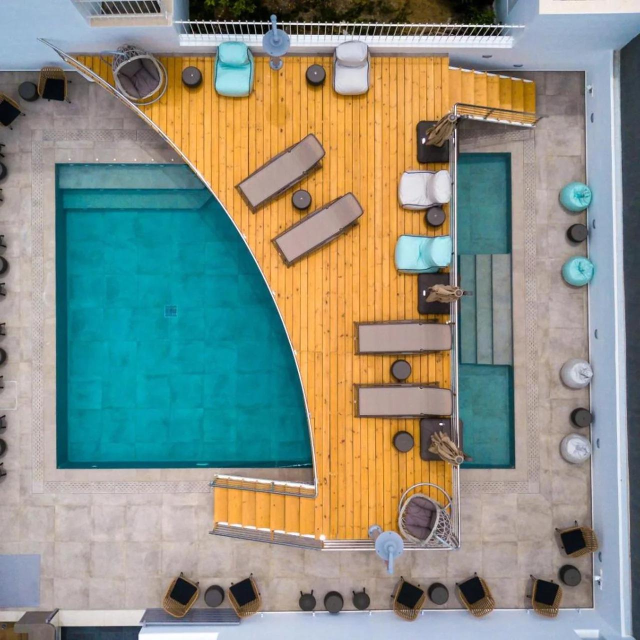 Deluxe Suites Santorini foto