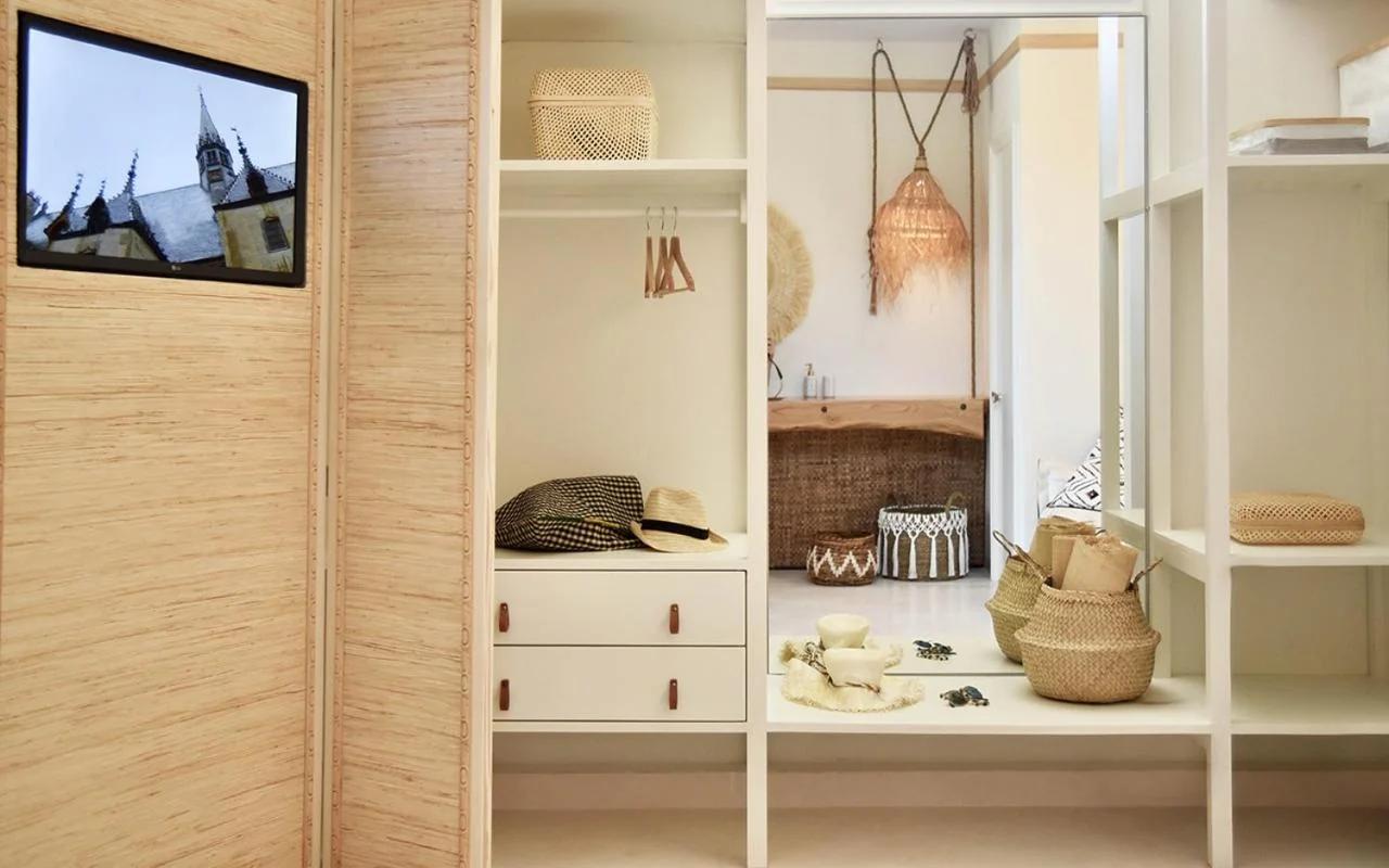 Elefthia Syros Exclusive Suite-Sea View & Jacuzzi photo