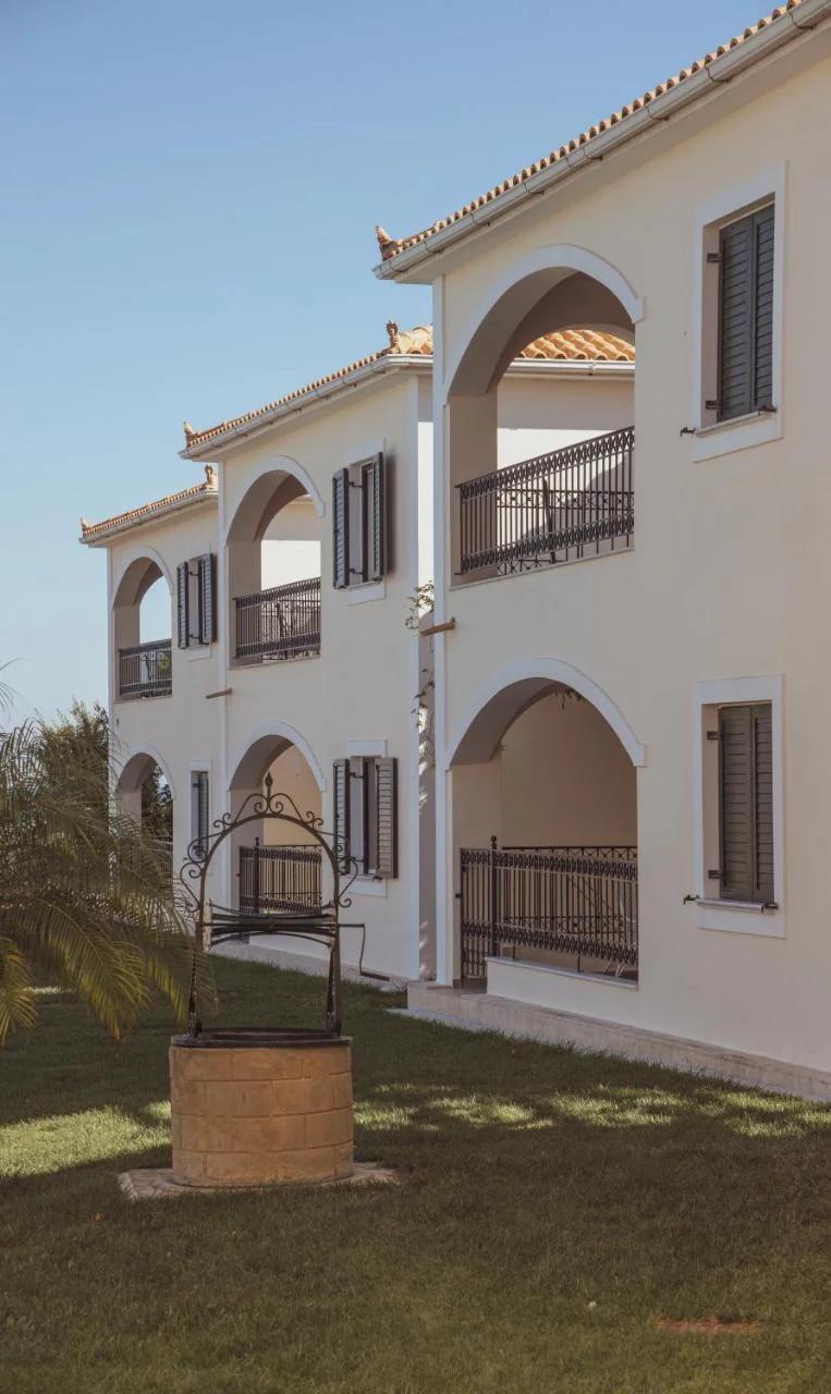 Erietta Aparthotel photo