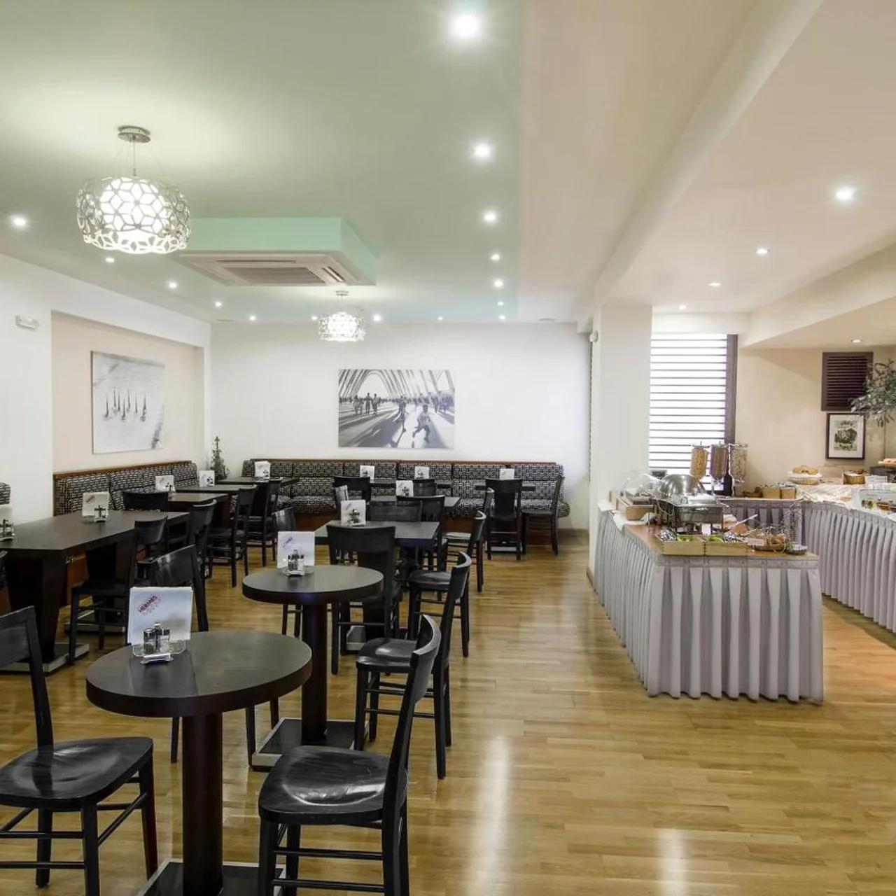 Hermes Hotel photo