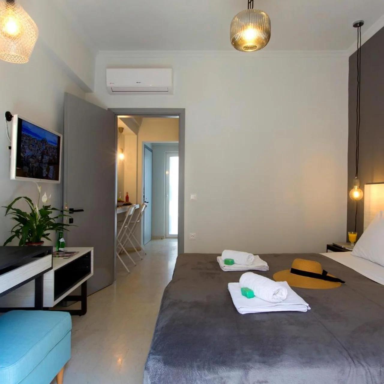 LOC HOSPITALITY Urban Suites photo