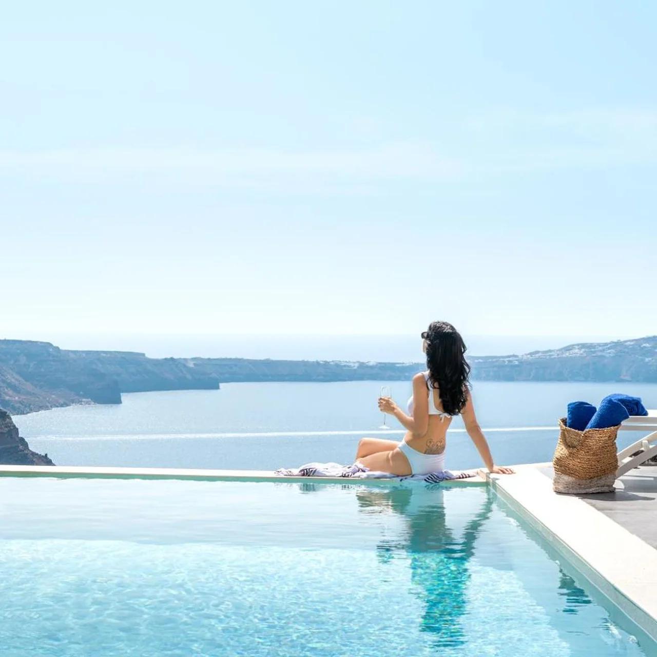 Mythical Blue Luxury Suites photo