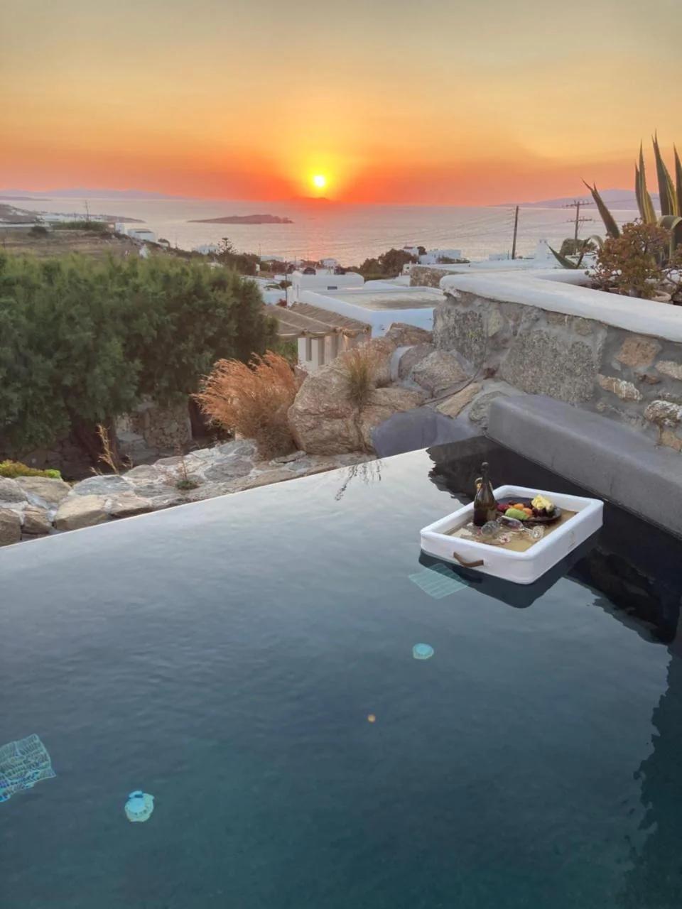 Ostraco Suites photo