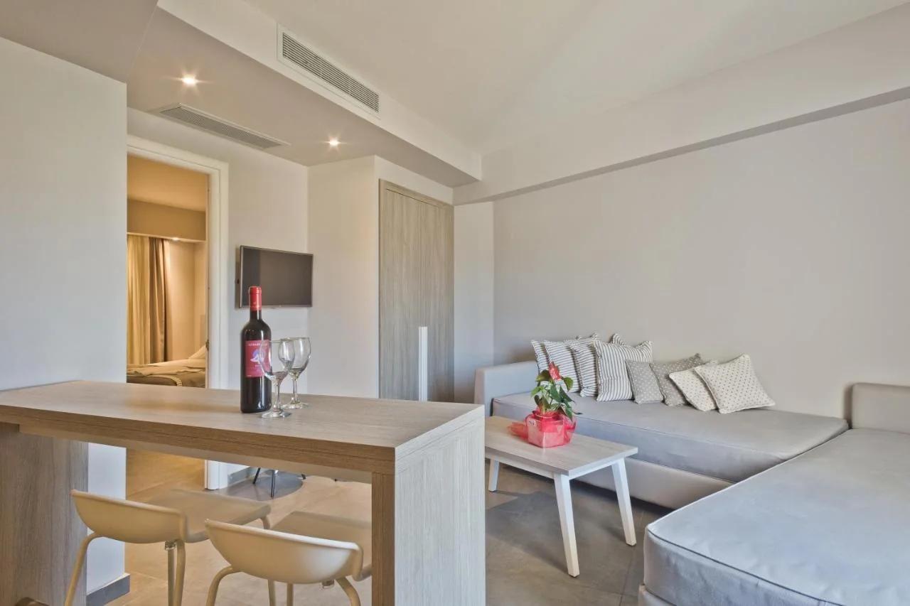 Parasol Luxury Hotel & Suites Adults Only photo