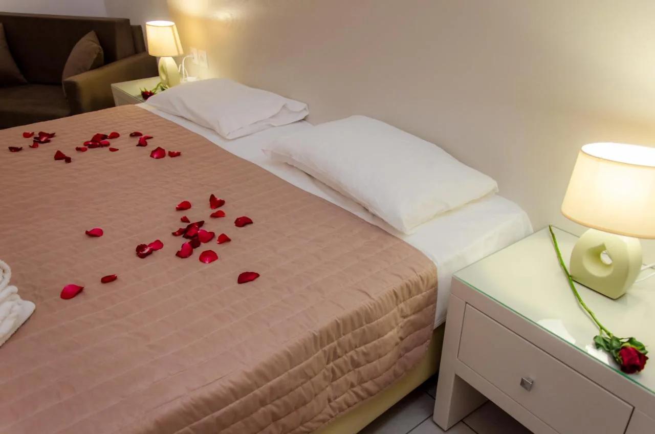 Polykratis Rooms foto