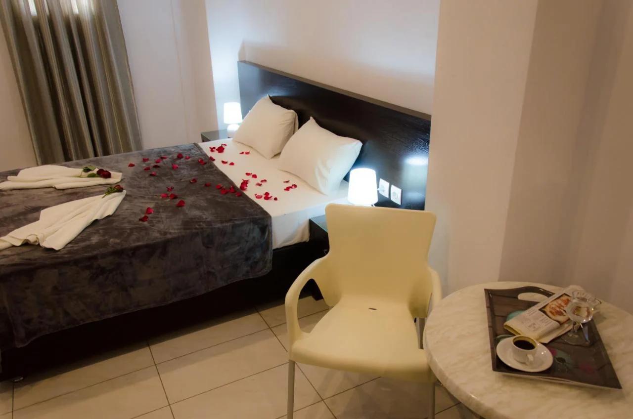 Polykratis Rooms foto