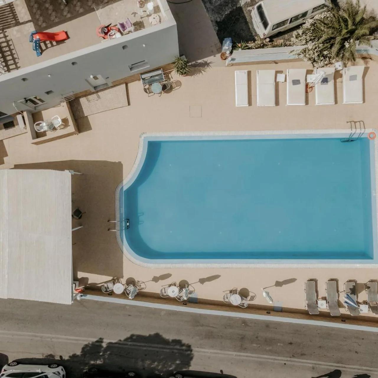 Hotel Thirasia photo