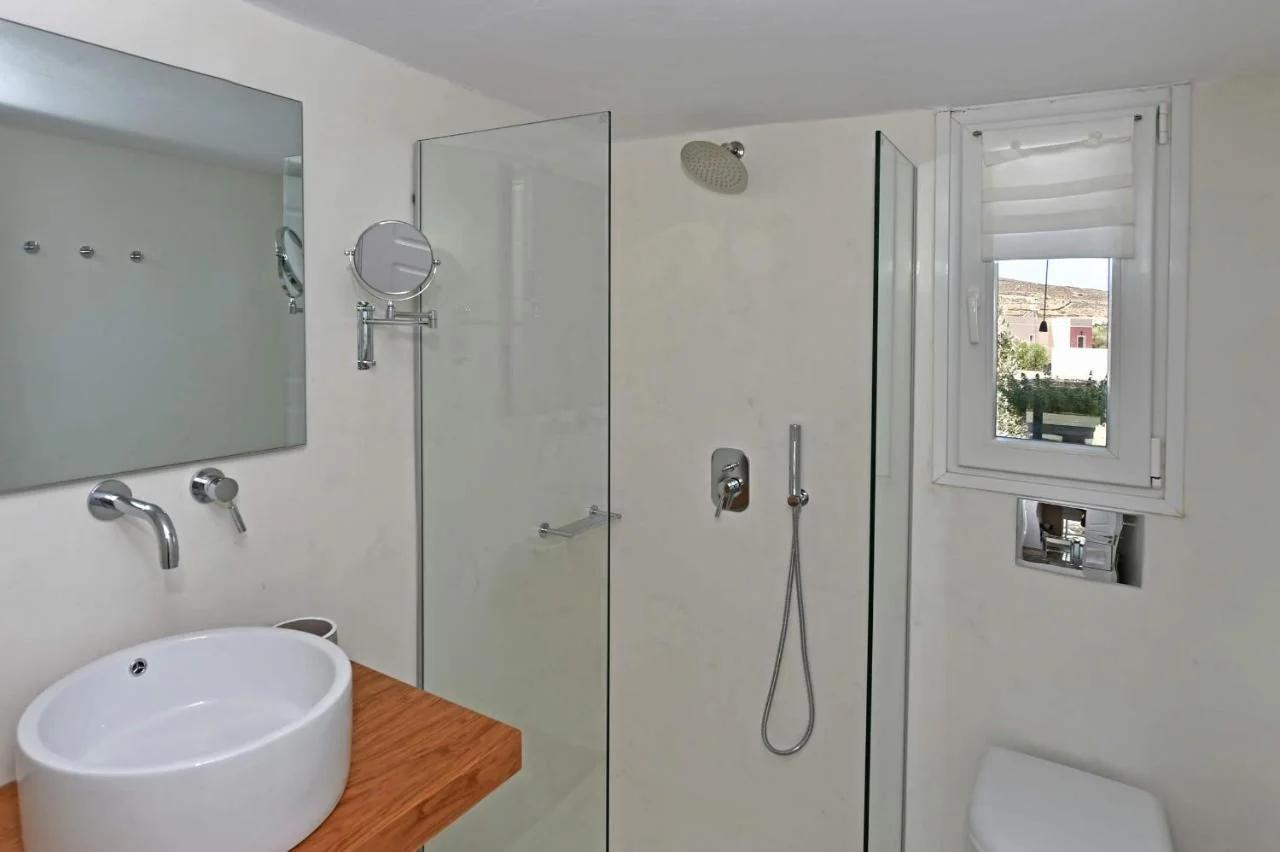 Tinos Blend Suites photo