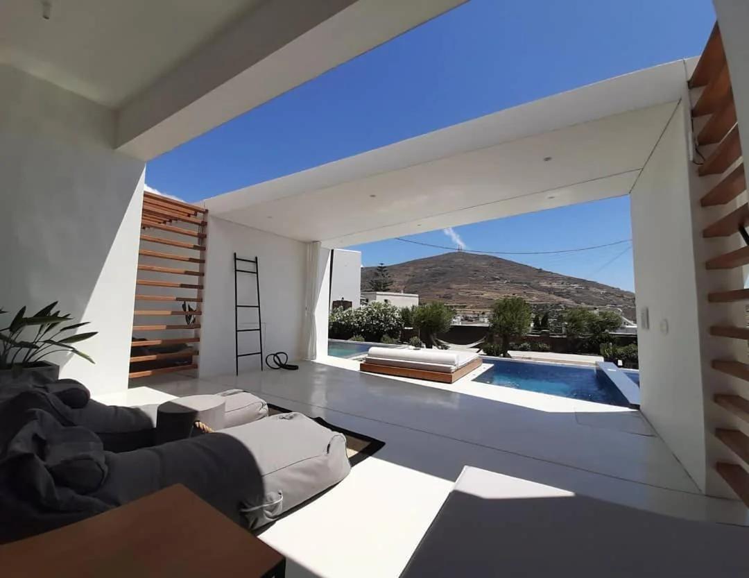 Tinos Blend Suites photo