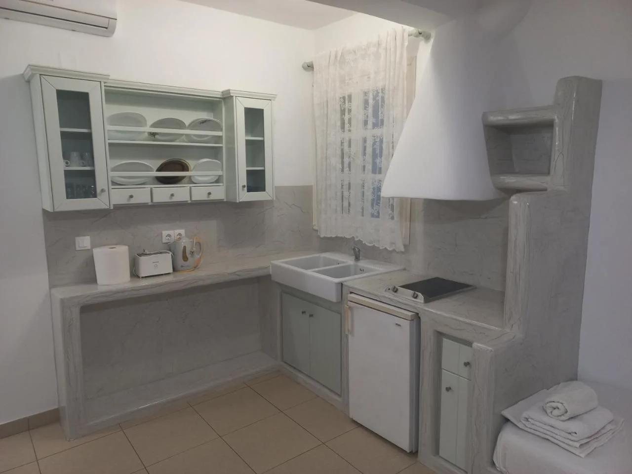 Vaggos studios photo