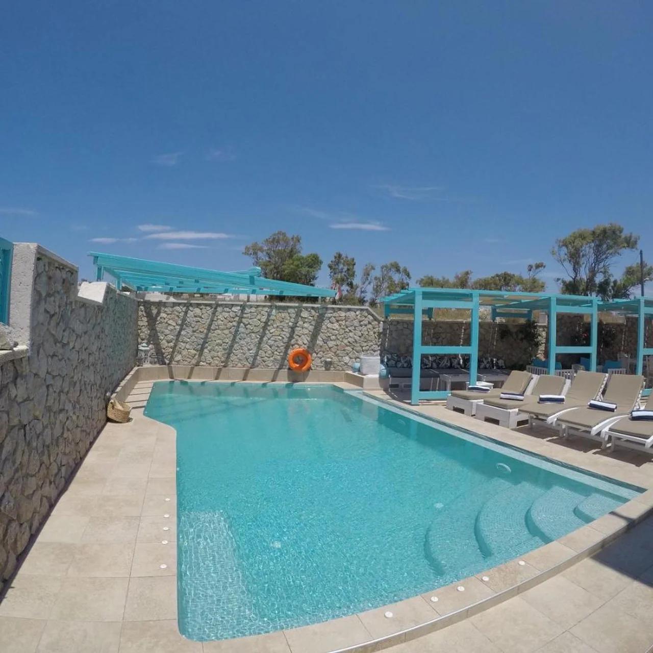 Villa Rose photo