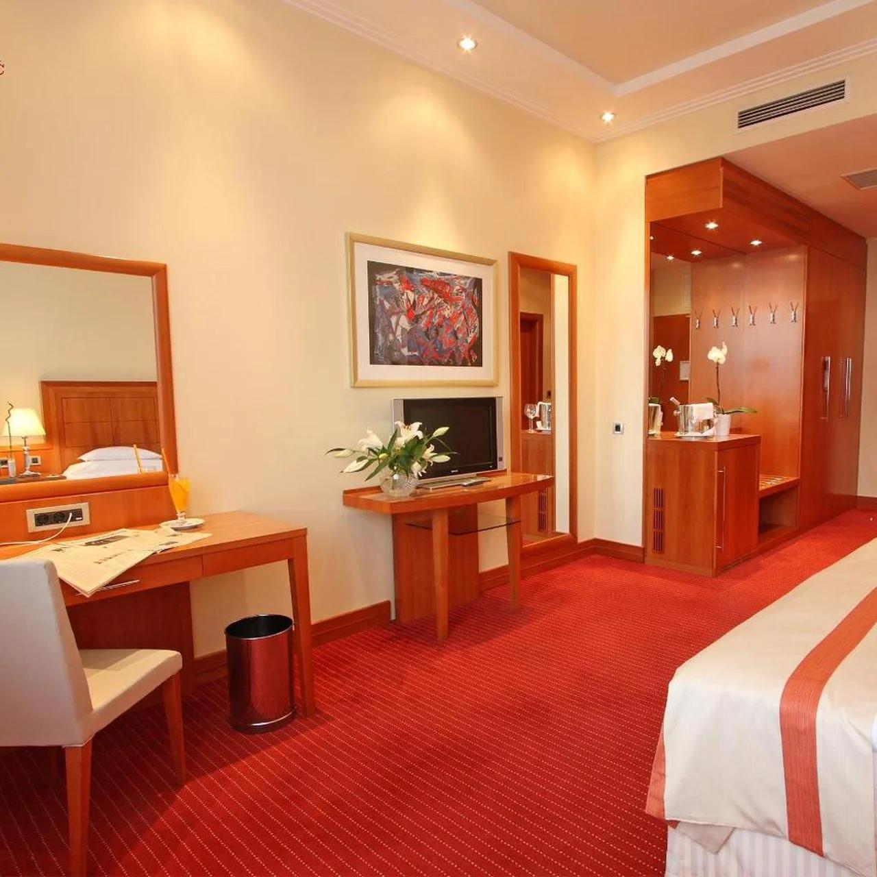 Hotel Antunovic Zagreb photo