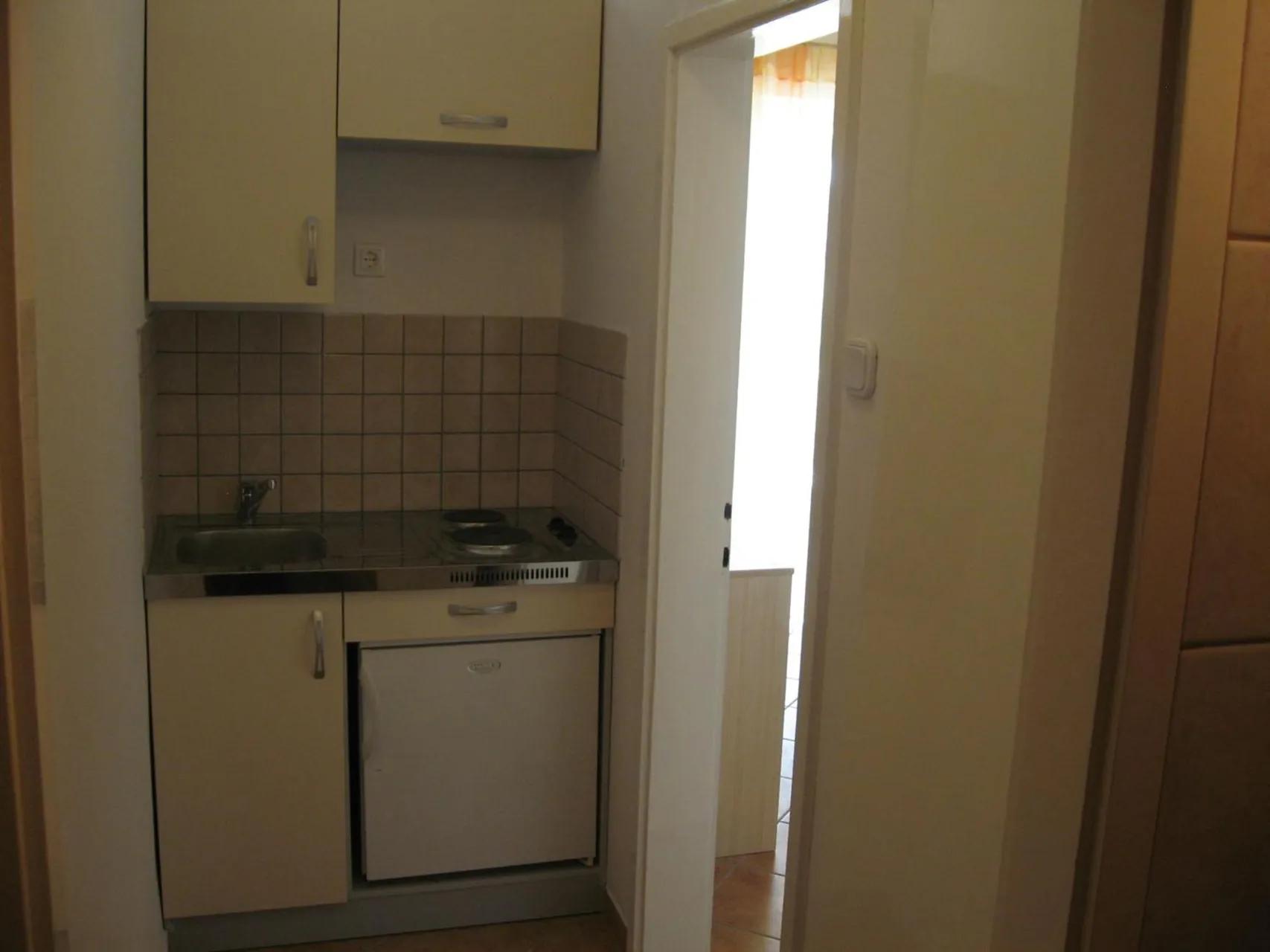 Shell Bay Apartments photo