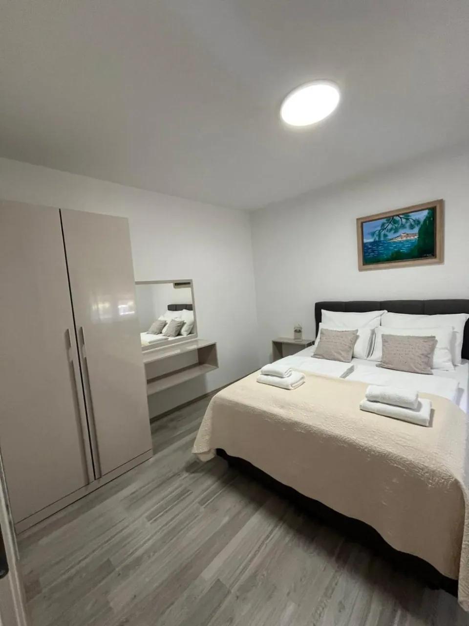 Apartments Iskra photo