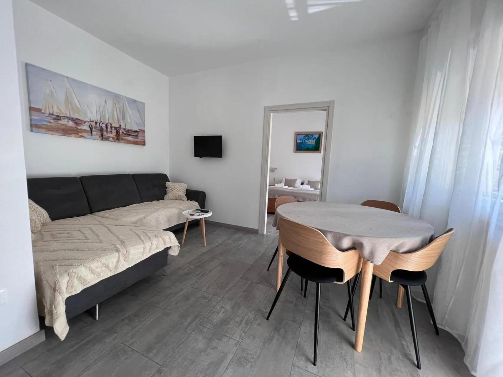 Apartments Iskra photo