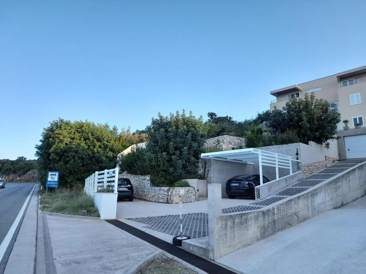 Apartmani NIKA photo