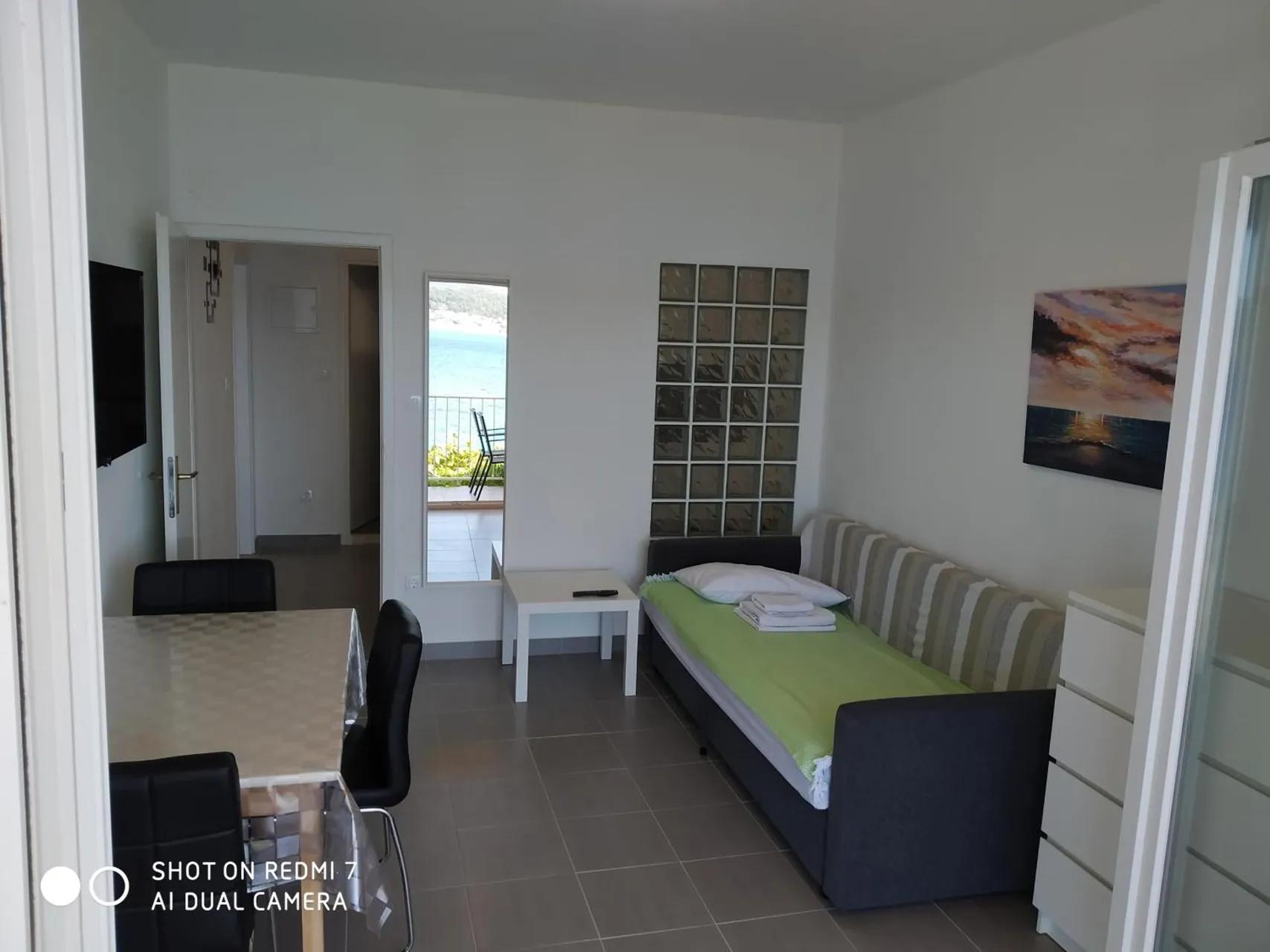 Apartments by the sea Kuciste - Perna, Peljesac - 4544 photo