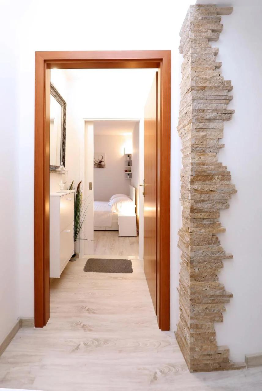 Apartment B&J Very Near Center of Town (Riva) photo