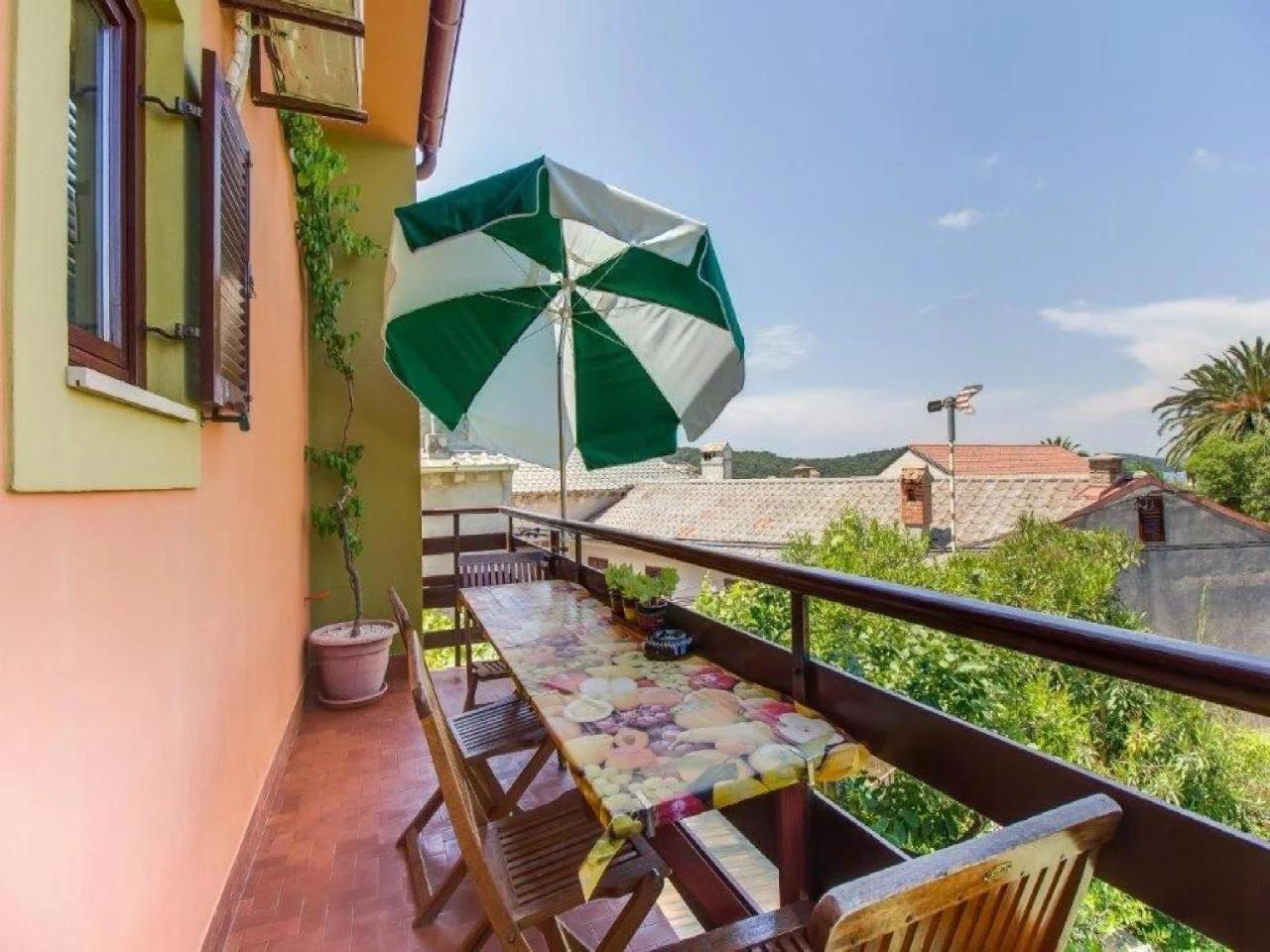 Apartment Blamax photo