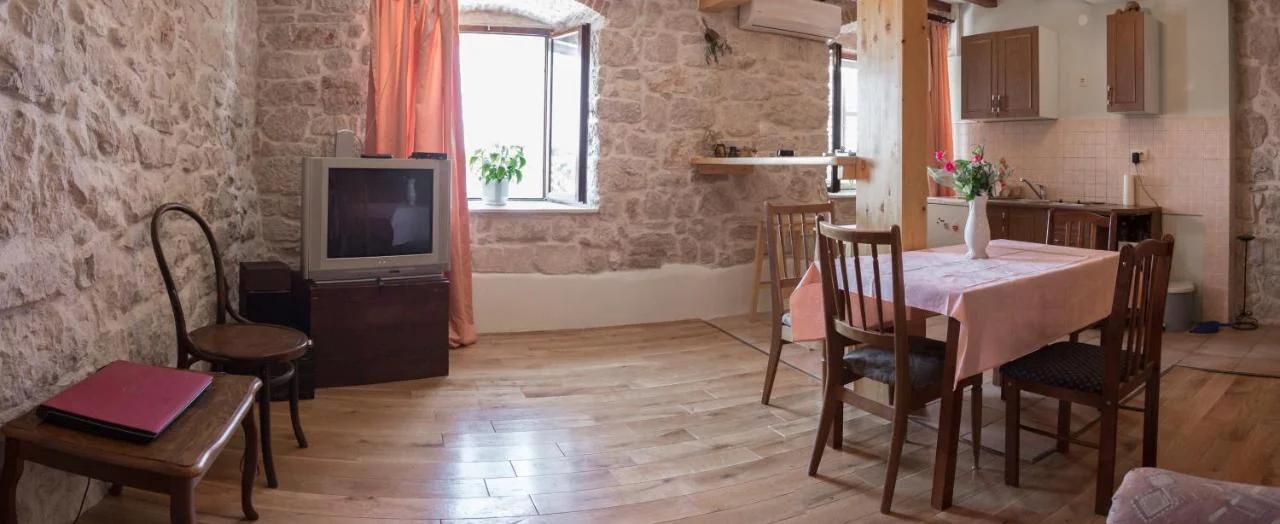 Apartment Riva photo
