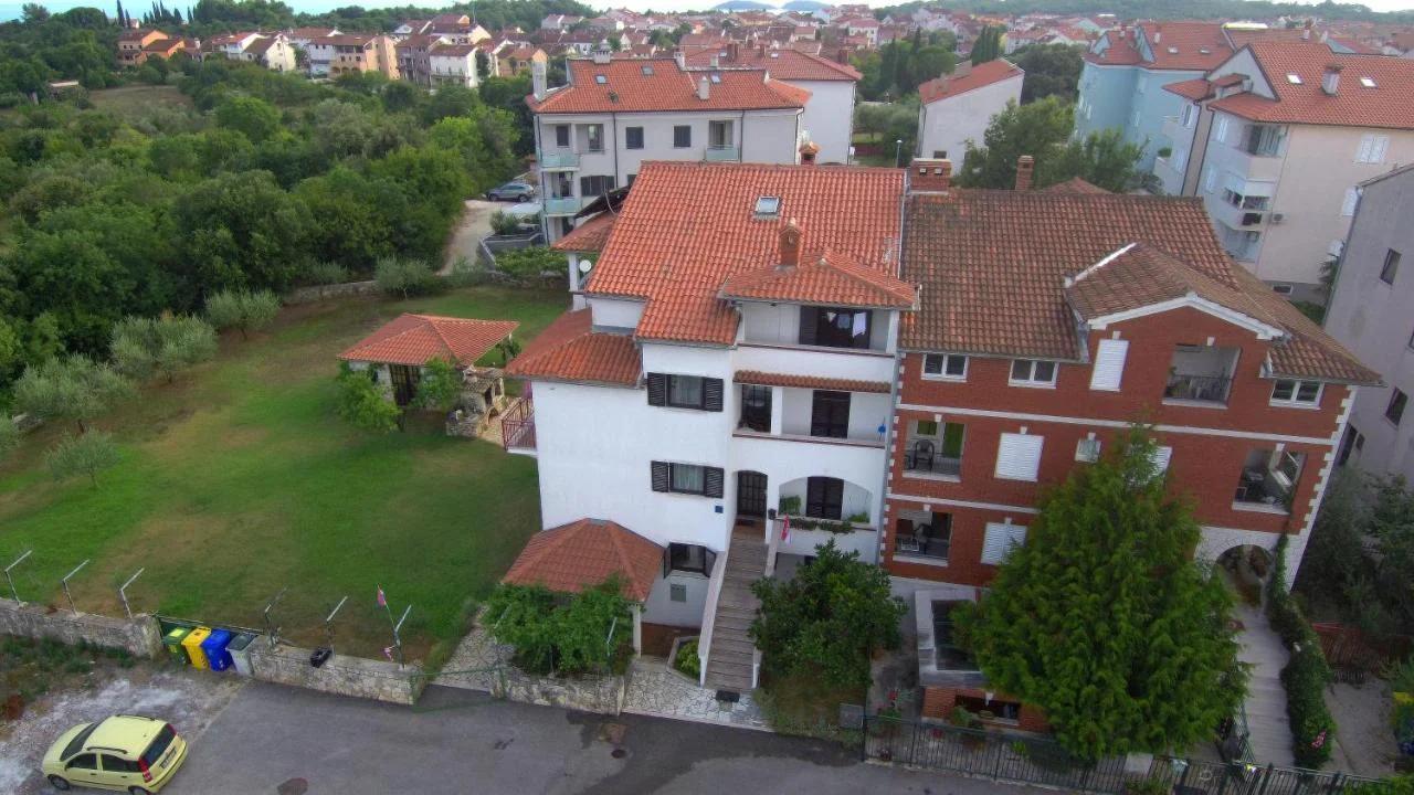 Apartments Ana