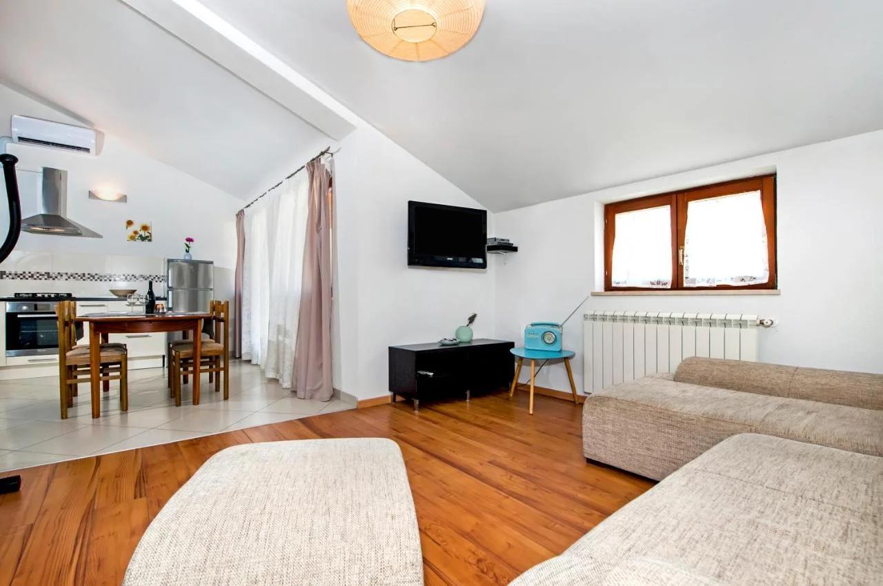 Apartments Vanda Rovinj photo