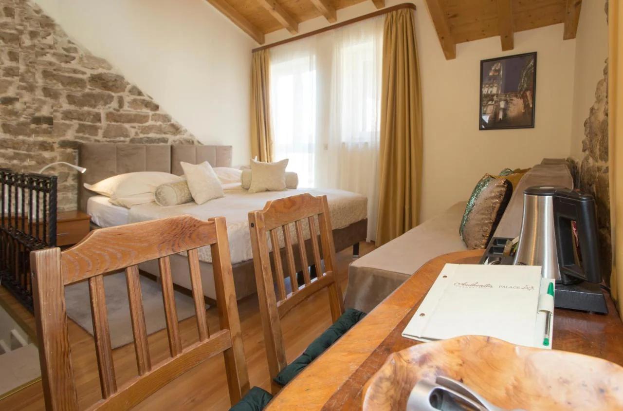 Authentic Luxury Rooms photo