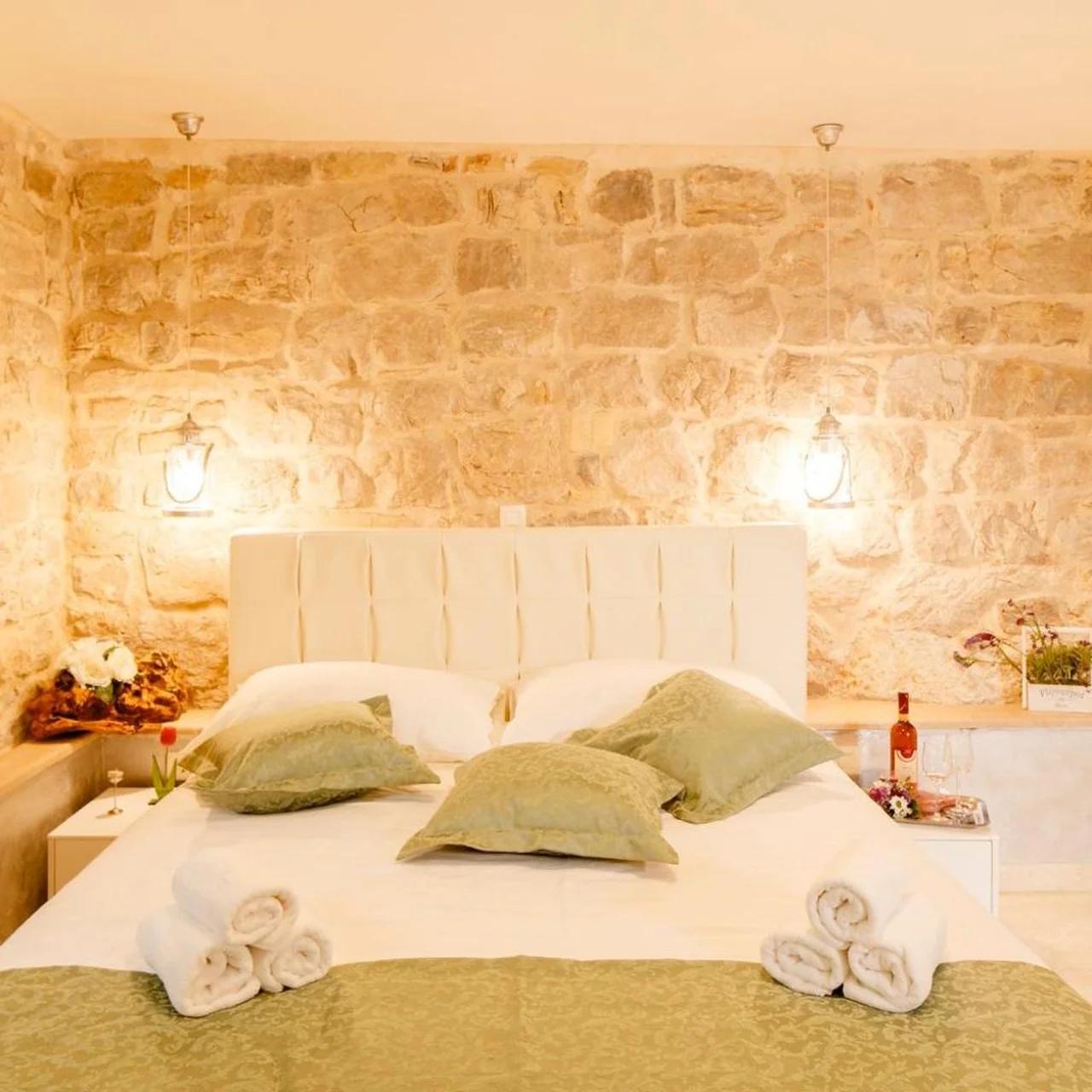 Stone house luxury rooms photo