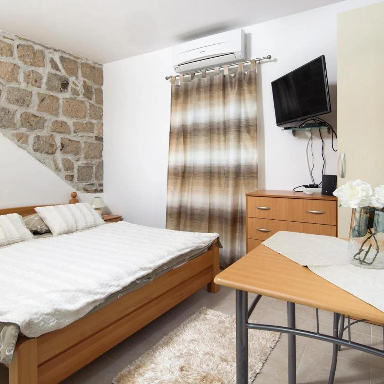 La Perla Luxury Apartments photo