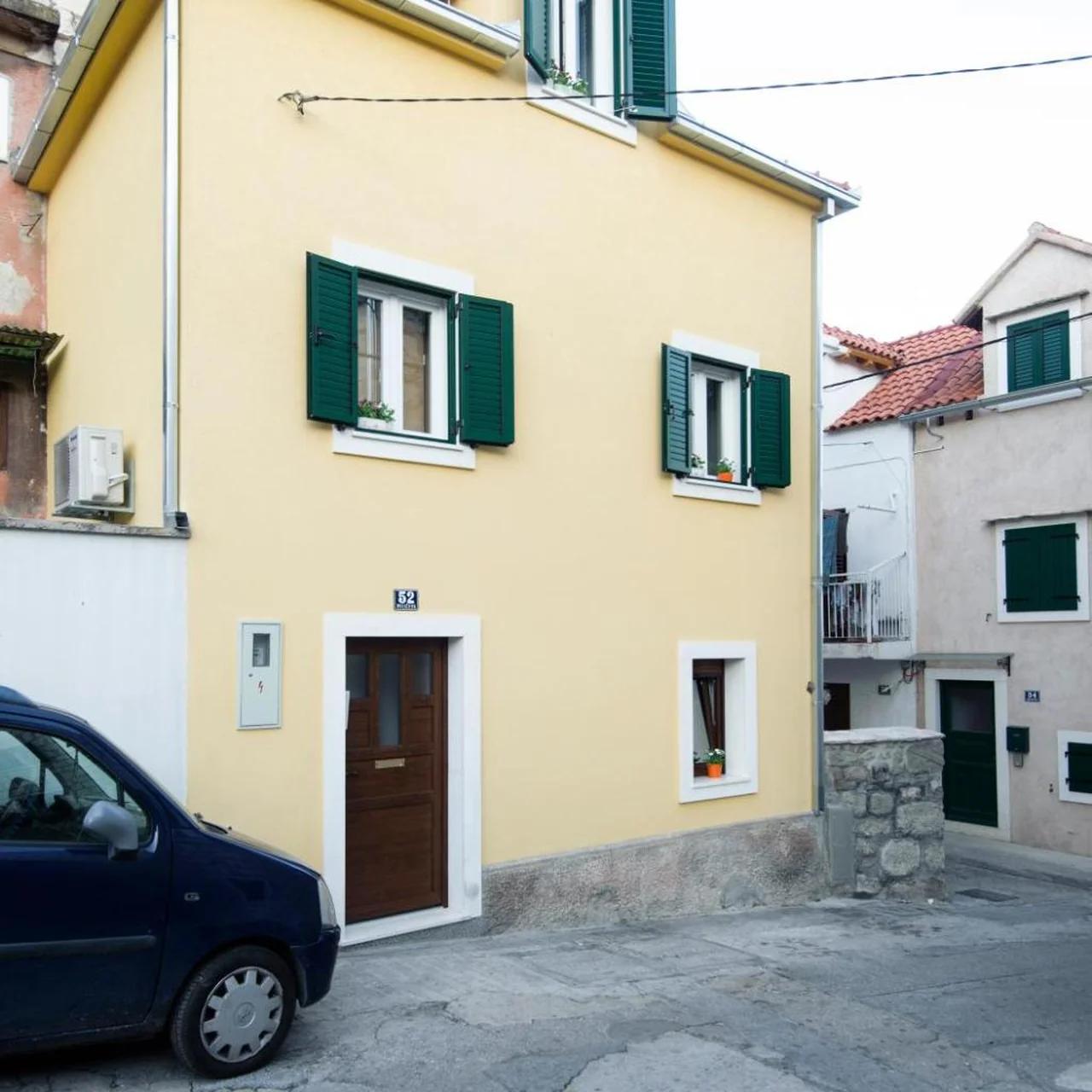 La Perla Luxury Apartments photo